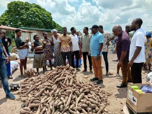 DCE PAYS WORKING VISIT TO KISIFLUI, DEDEDO, AND KPEDZE MARKETS